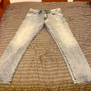 GAP jean sz 34/32 light stonewashed